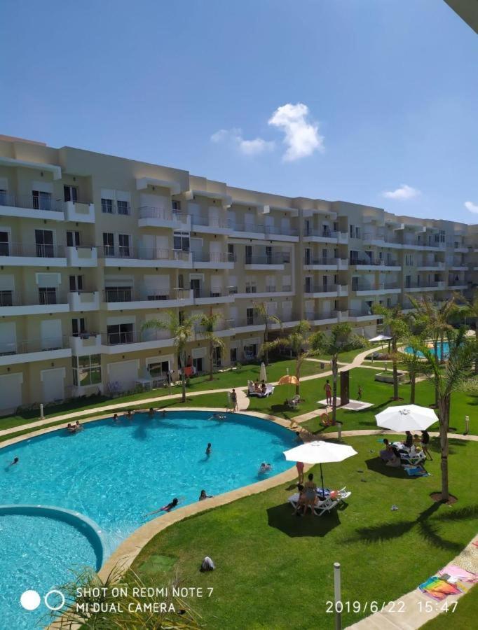 Lux Apartment In Bouznika With Pool Exteriér fotografie